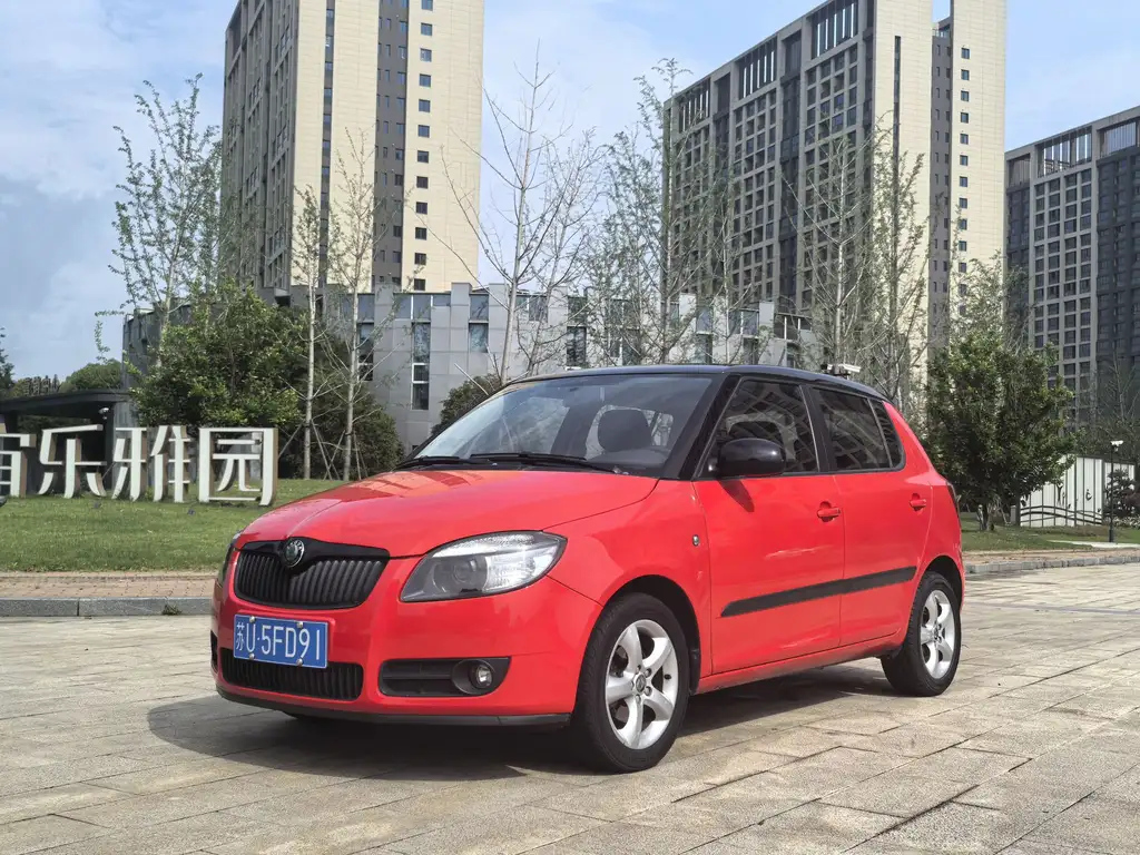 SKODA FASCIA