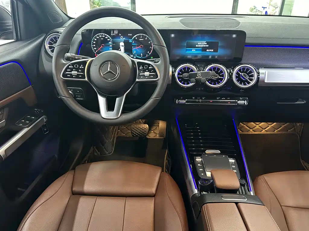MERCEDES BENZ GLB 2022