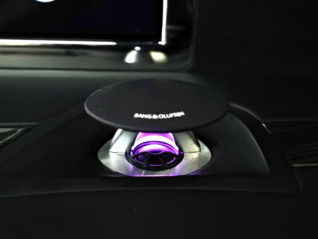 TOYOTA ALPHARD 2019