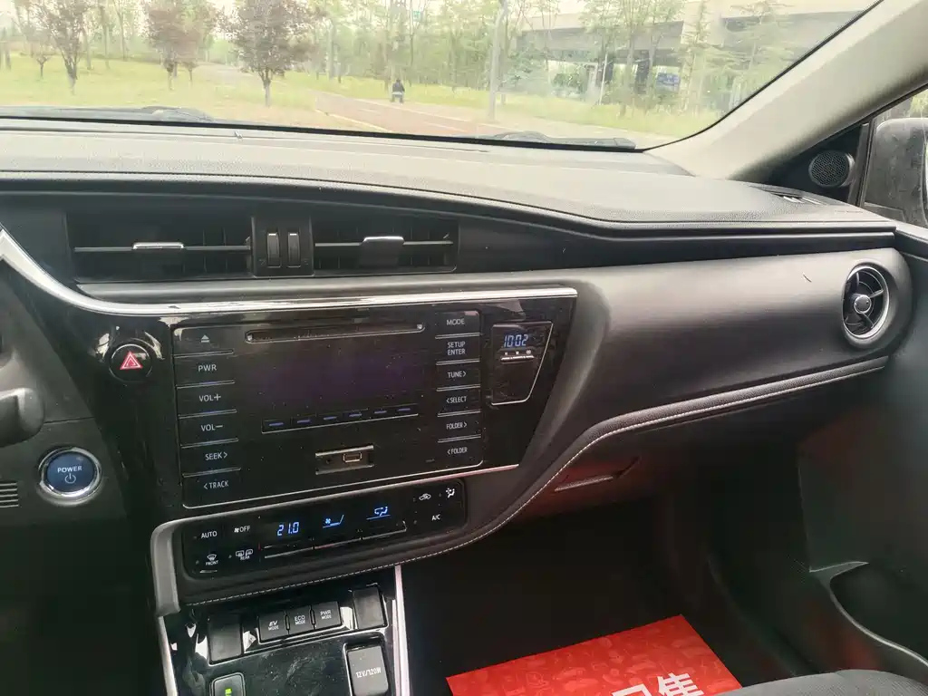 TOYOTA COROLLA 2019