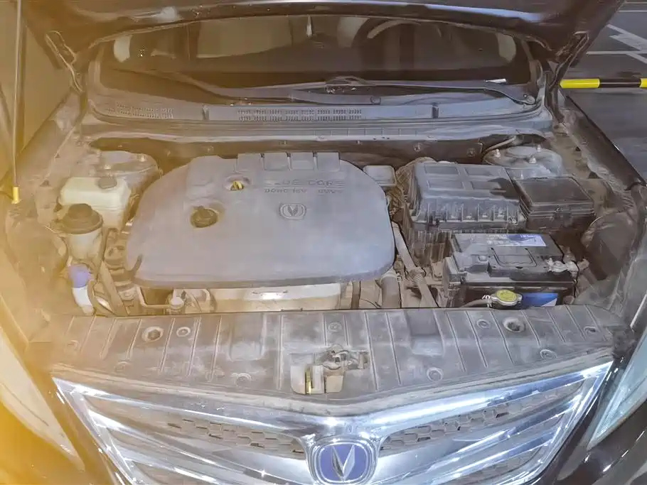 CHANGAN EADO 2014