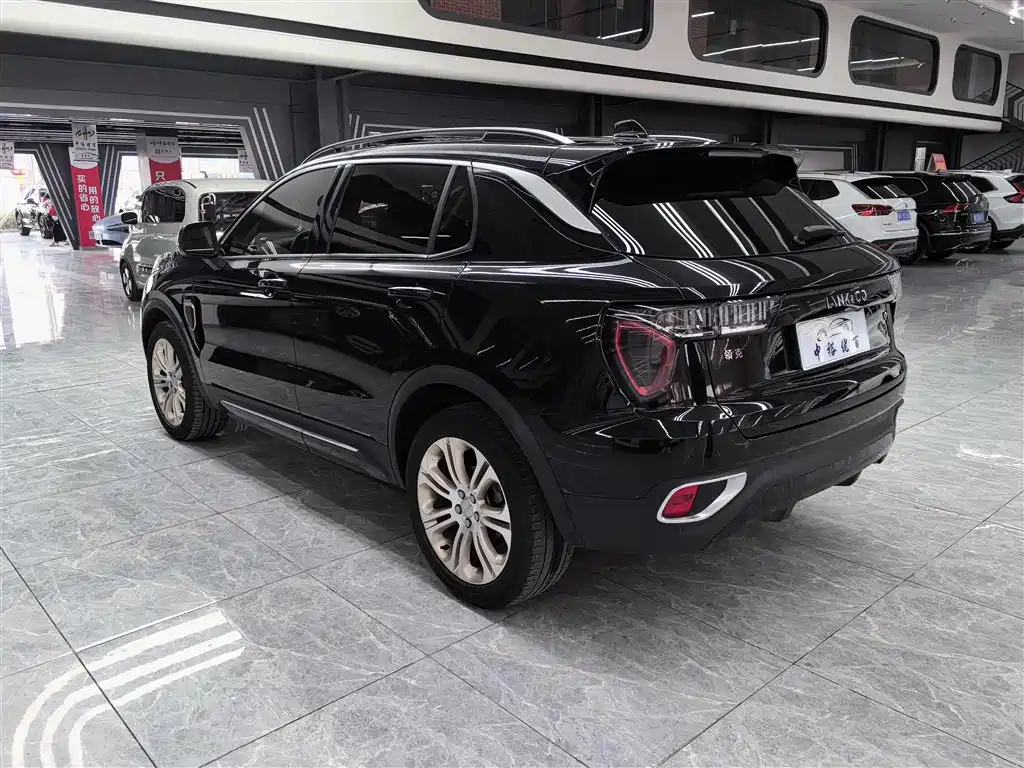 LYNK&CO 01 2019