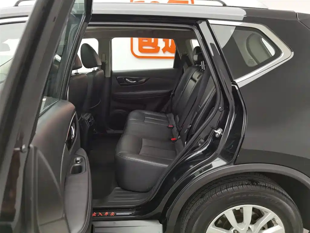 NISSAN X-TRAIL 2021