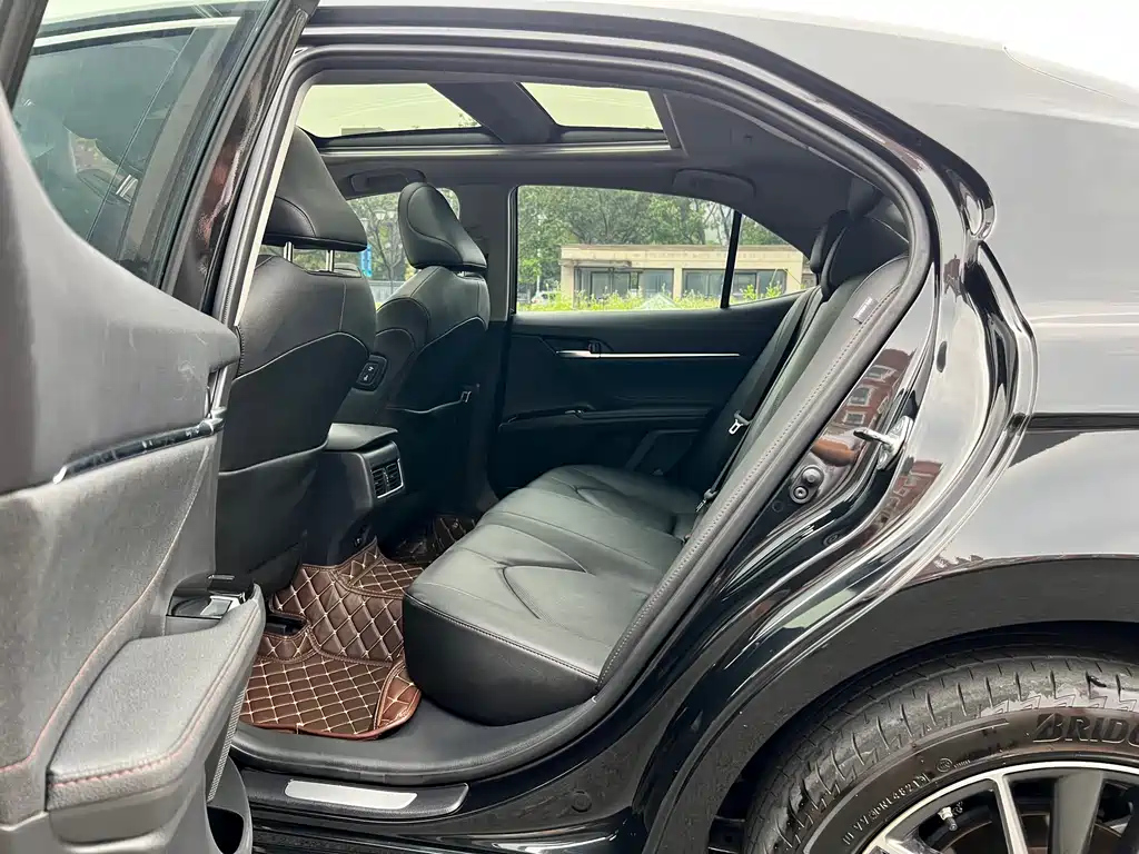 TOYOTA CAMRY 2022