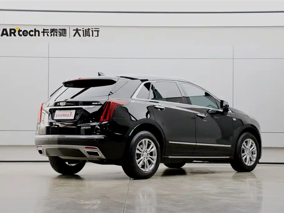 CADILLAC XT5 2022