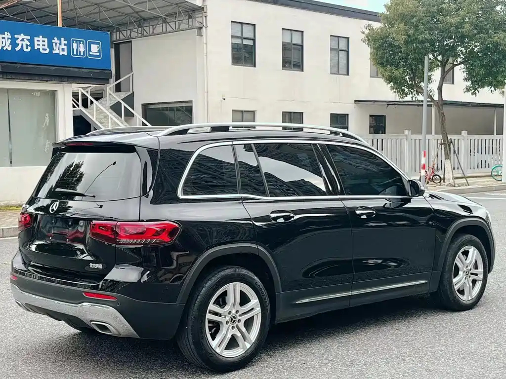 MERCEDES BENZ GLB 2022