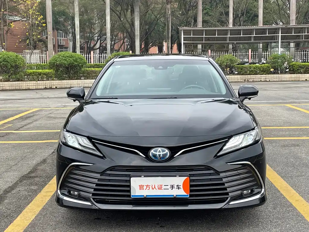 TOYOTA CAMRY 2021