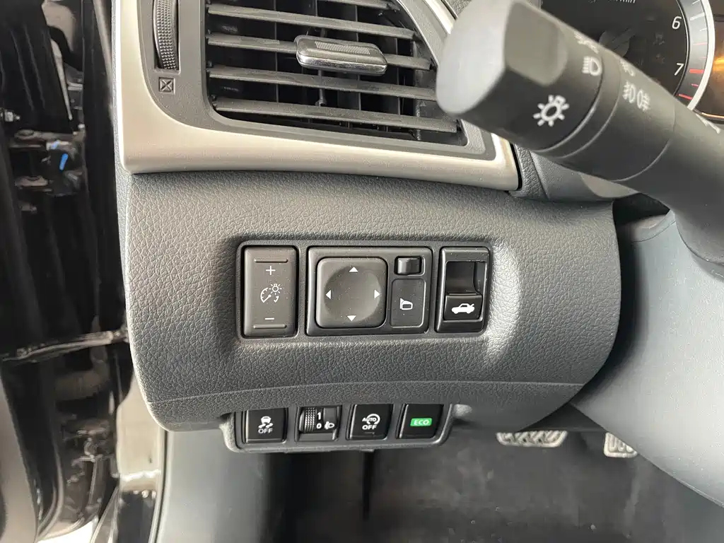 NISSAN SYLPHY 2023