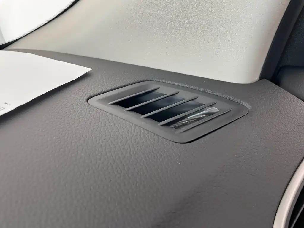 NISSAN SYLPHY 2023