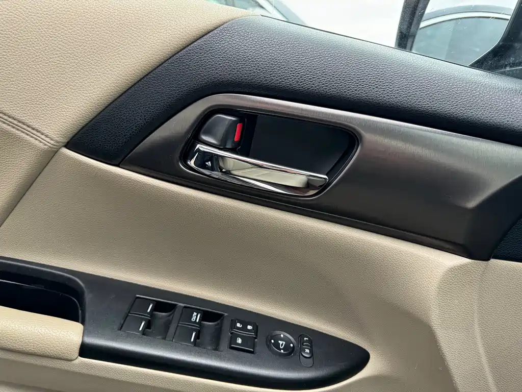 HONDA ACCORD 2015
