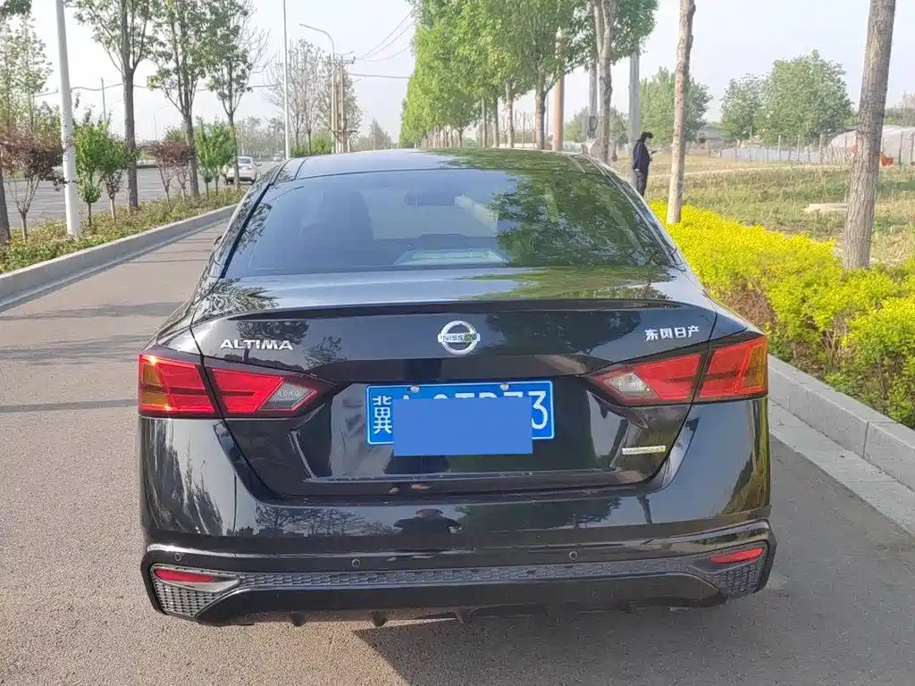 NISSAN TEANA 2021