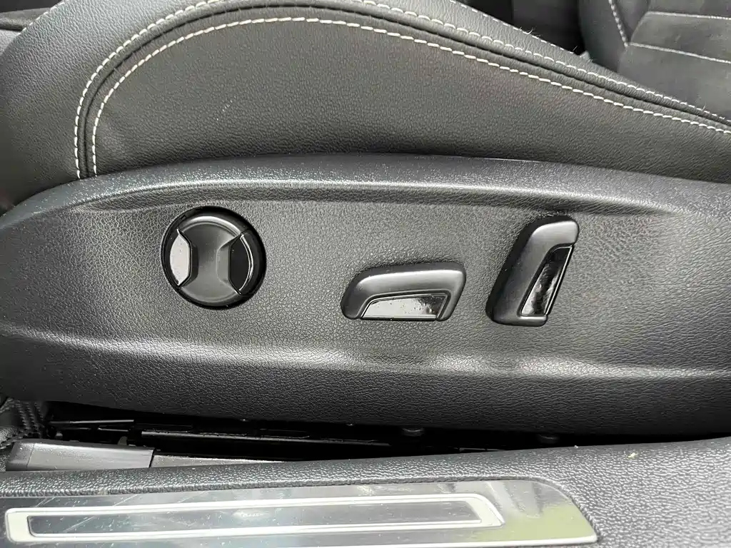 VOLKSWAGEN MAGOTAN 2022