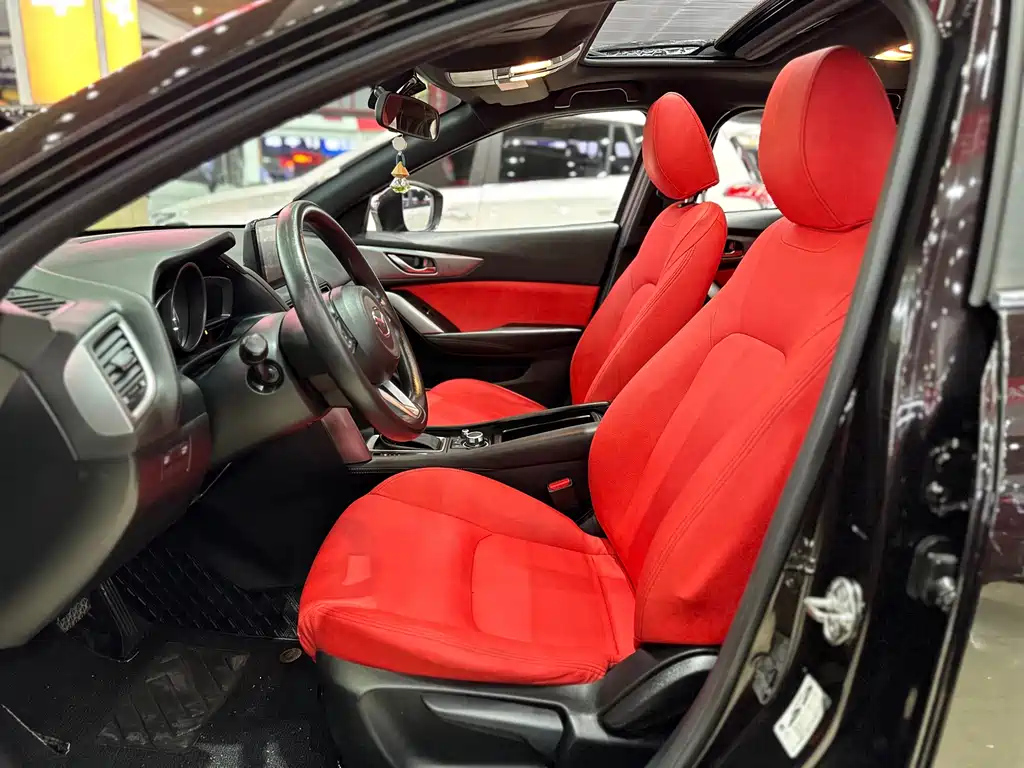 MAZDA CX-4 2019