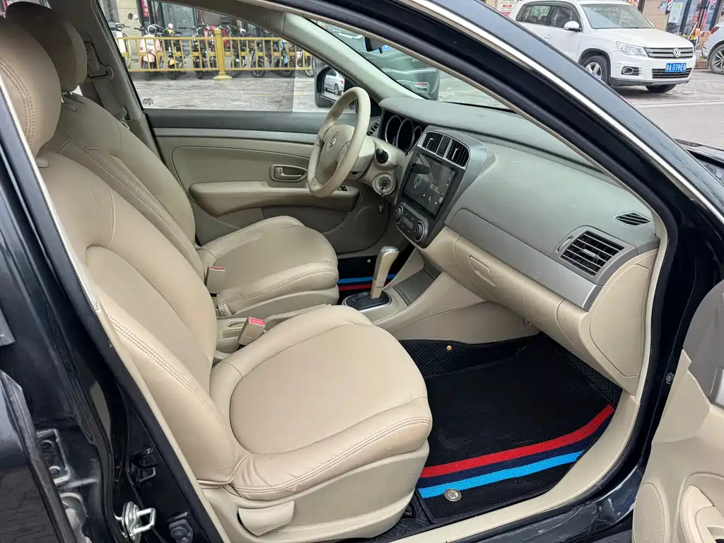 NISSAN SYLPHY 2016