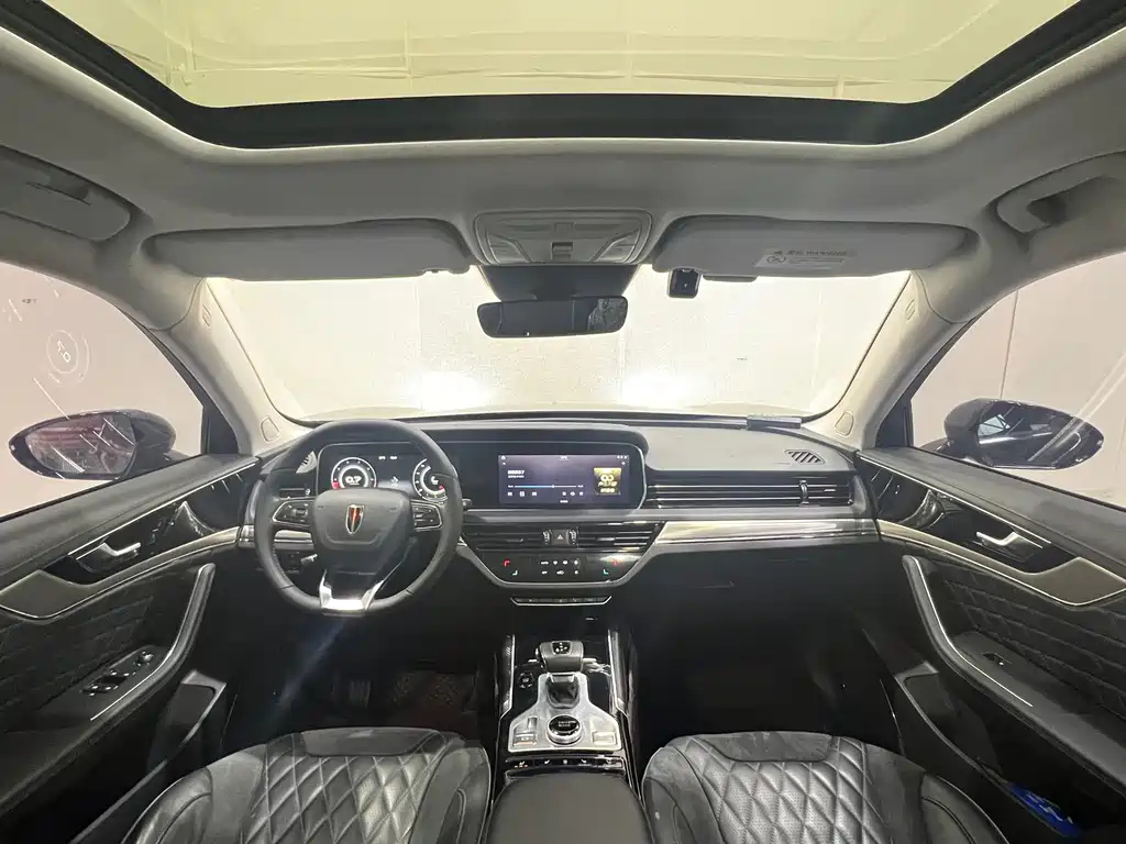 HONGQI HS5 2020