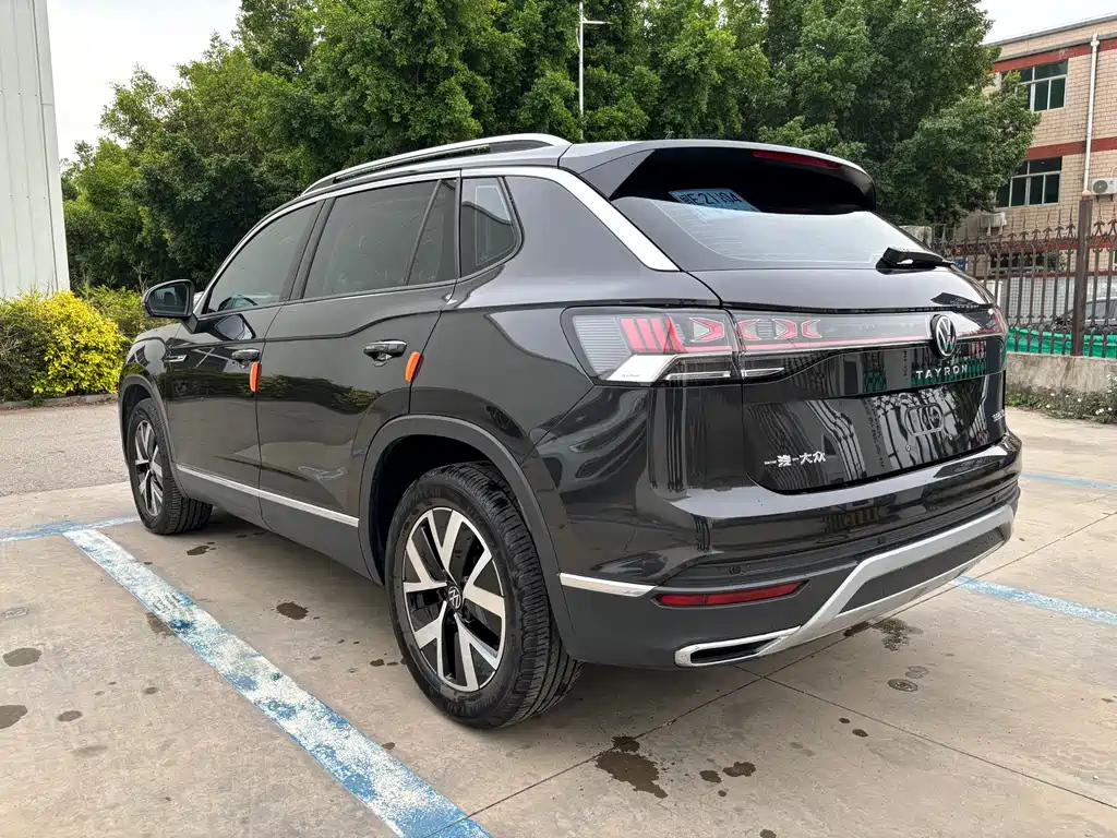 VOLKSWAGEN TAYRON 2023