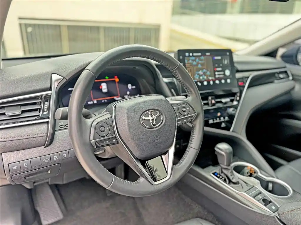 TOYOTA CAMRY 2022