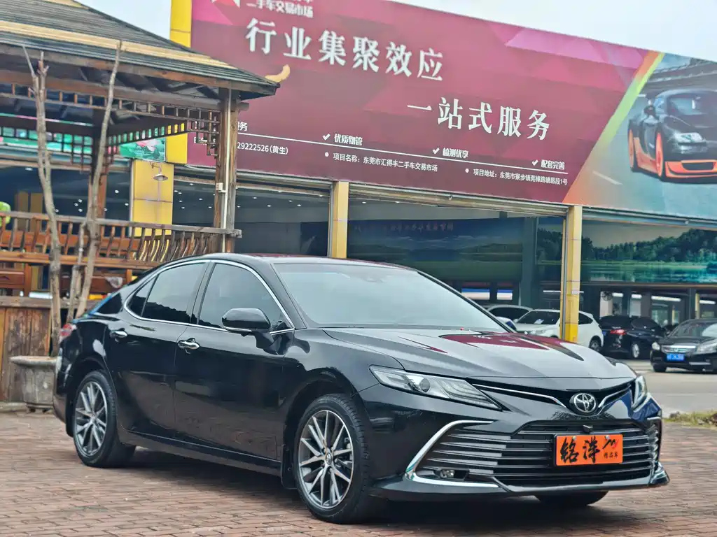 TOYOTA CAMRY 2022