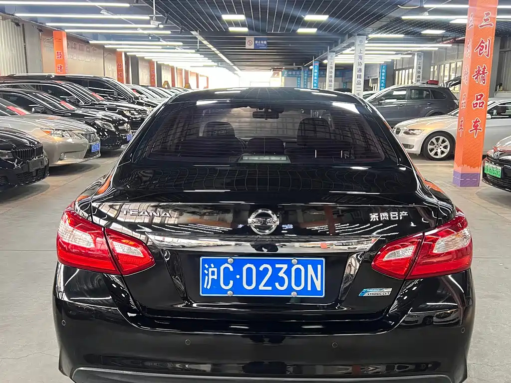 NISSAN TEANA 2018
