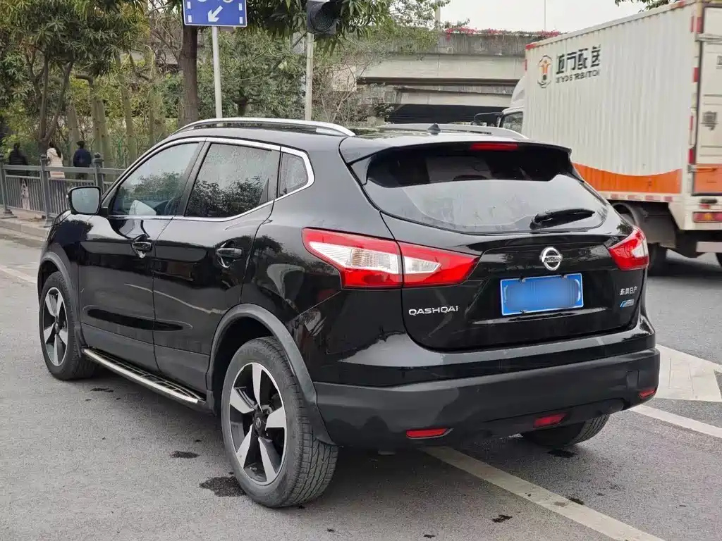NISSAN QASHQAI 2016