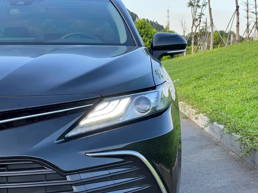 TOYOTA CAMRY 2023
