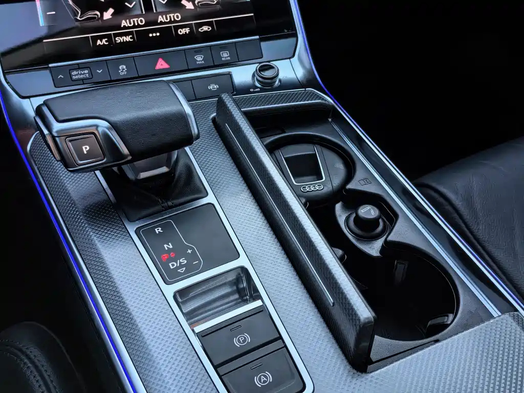 AUDI A6L 2020