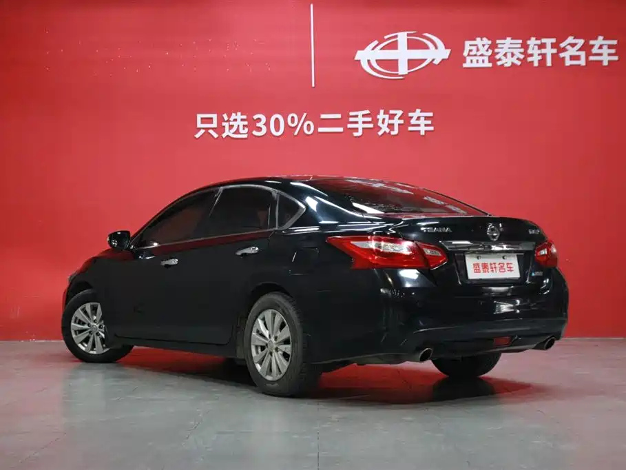 NISSAN TEANA 2018