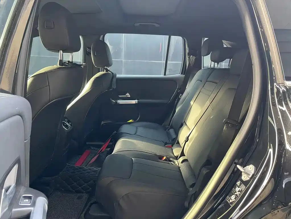 MERCEDES BENZ GLB 2022