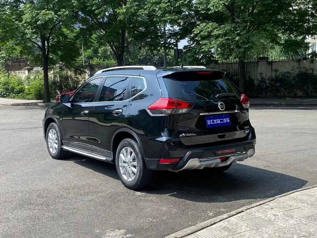 NISSAN X-TRAIL 2017