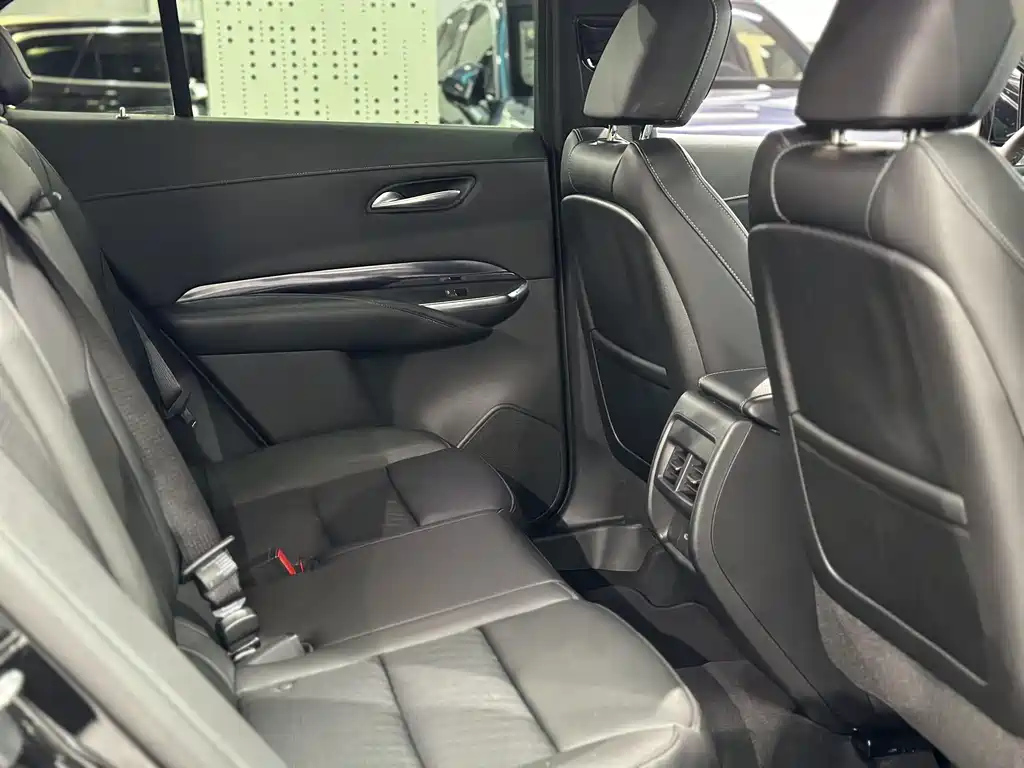 CADILLAC XT4 2022