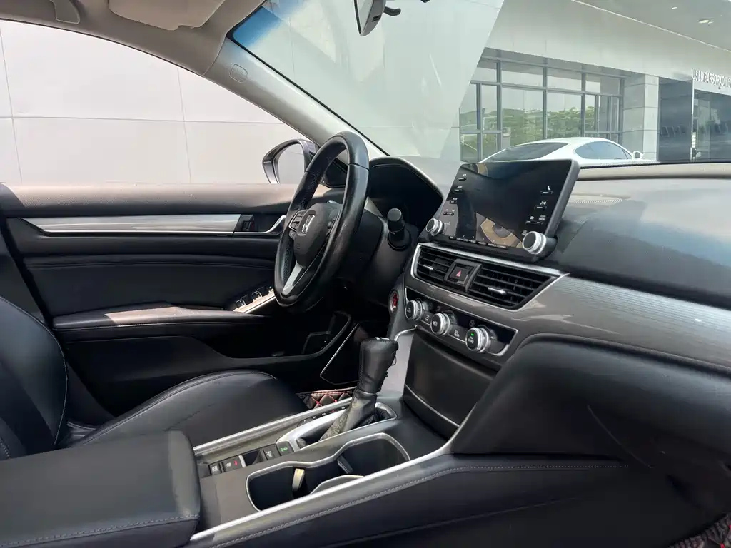 HONDA ACCORD 2021