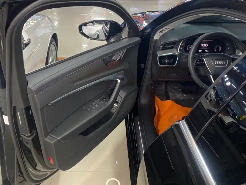 AUDI A6L 2023