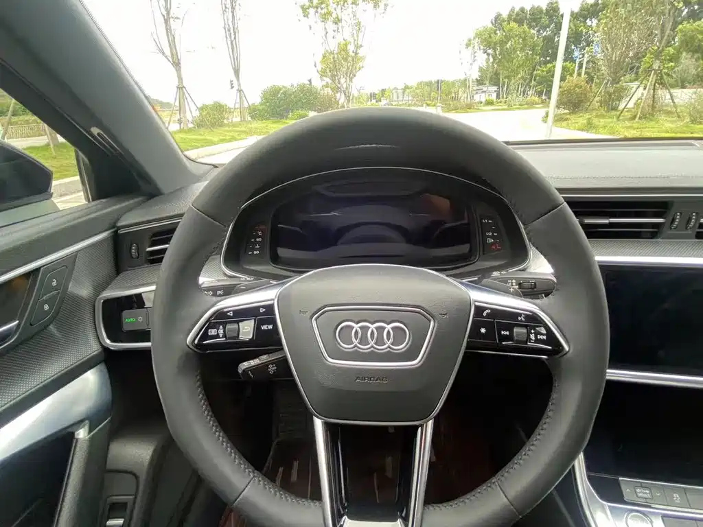 AUDI A6L 2020