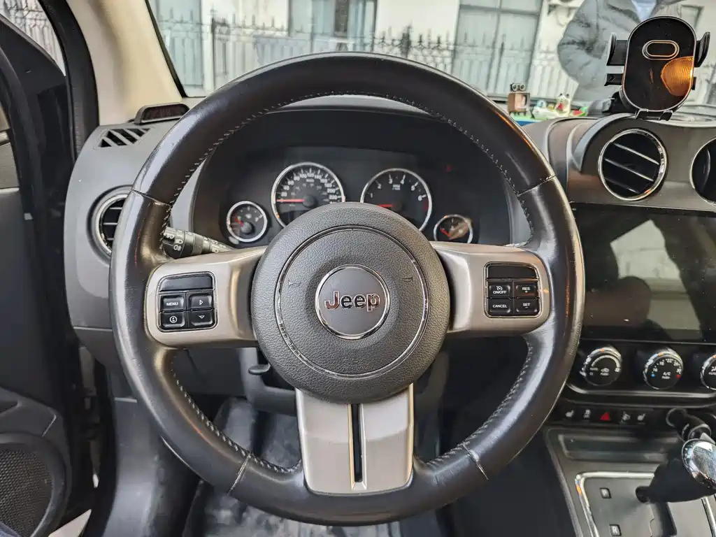 JEEP COMPASS IMPORT 2013