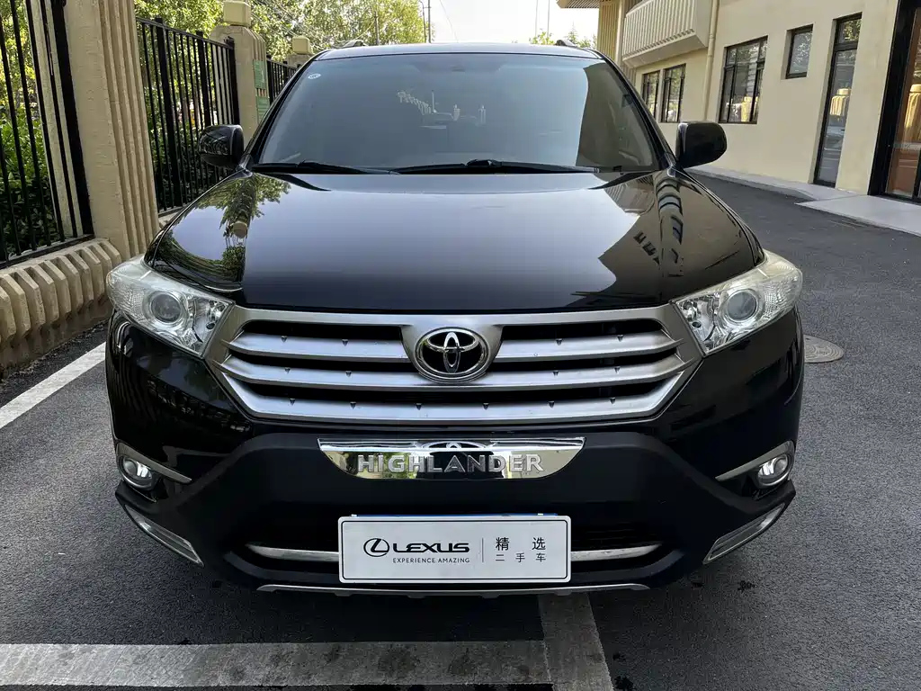 TOYOTA HIGHLANDER 2013