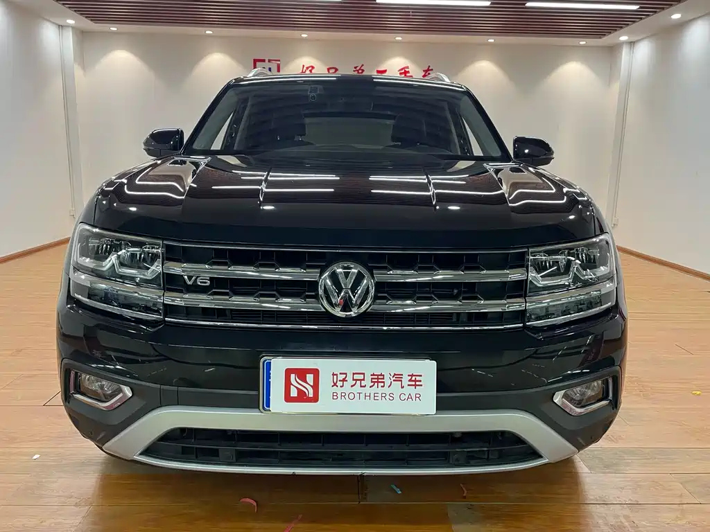 VOLKSWAGEN TOURAN 2021