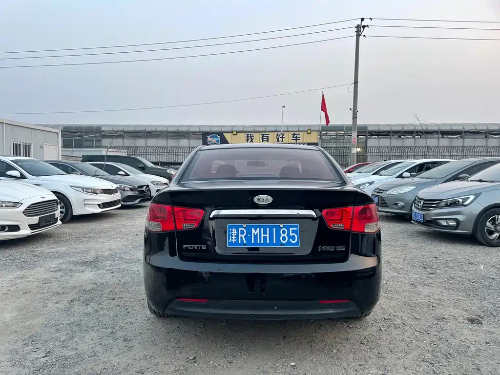 KIA FORTE 2010