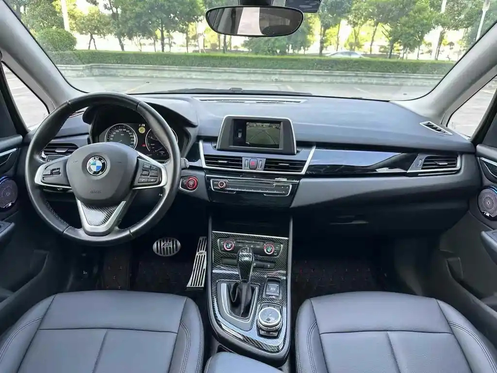 BMW 2-SERIES STATION WAGON 2018