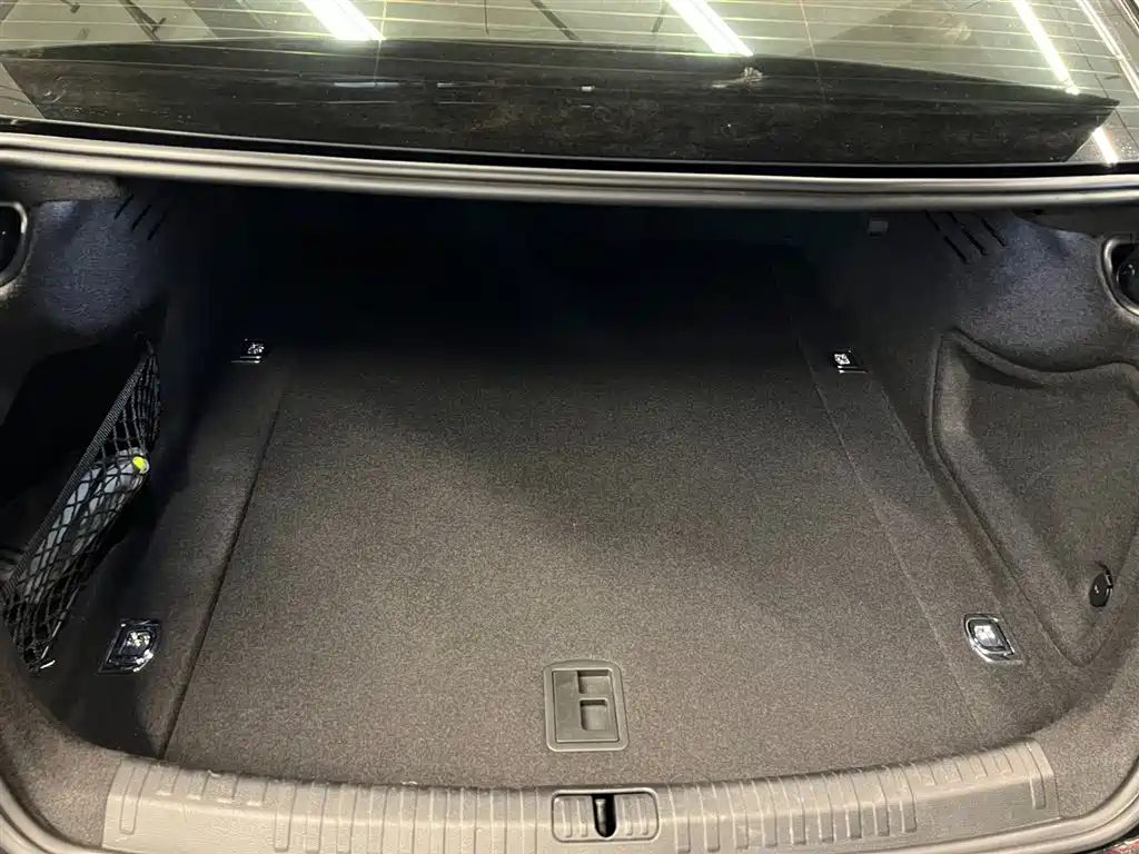 AUDI A6L 2021