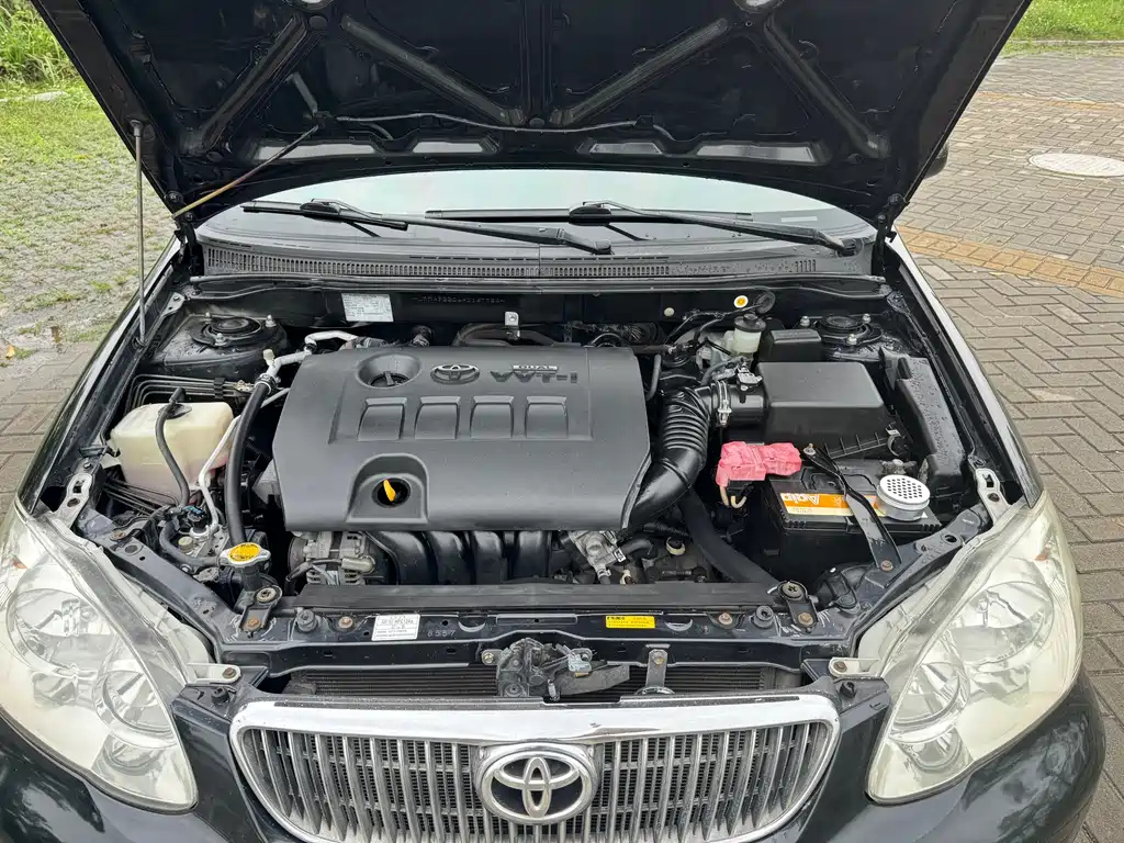 TOYOTA COROLLA 2010