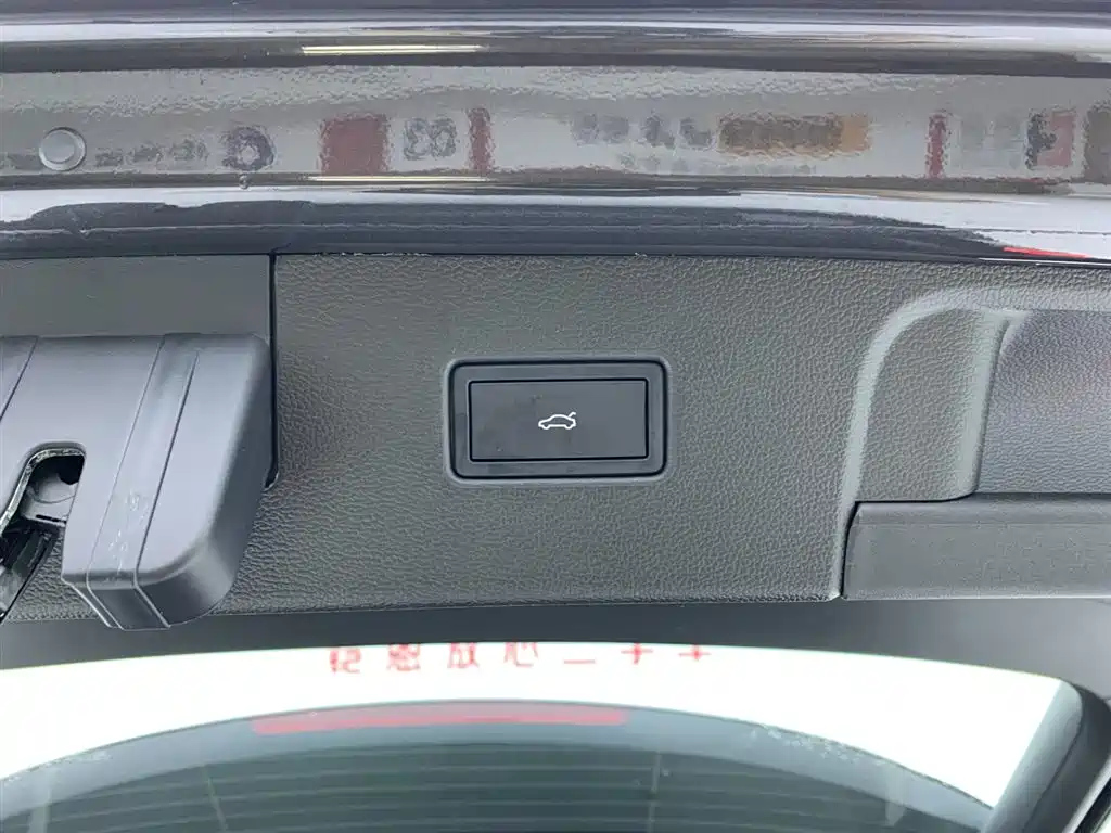 VOLKSWAGEN TAYRON 2024