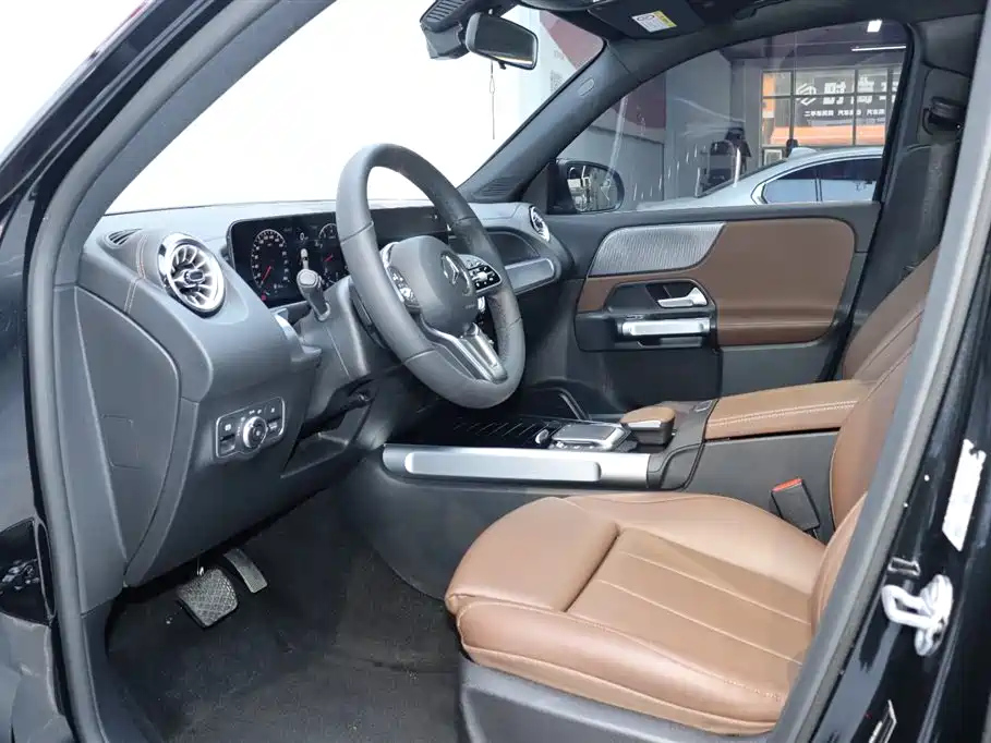 MERCEDES BENZ GLB 2022