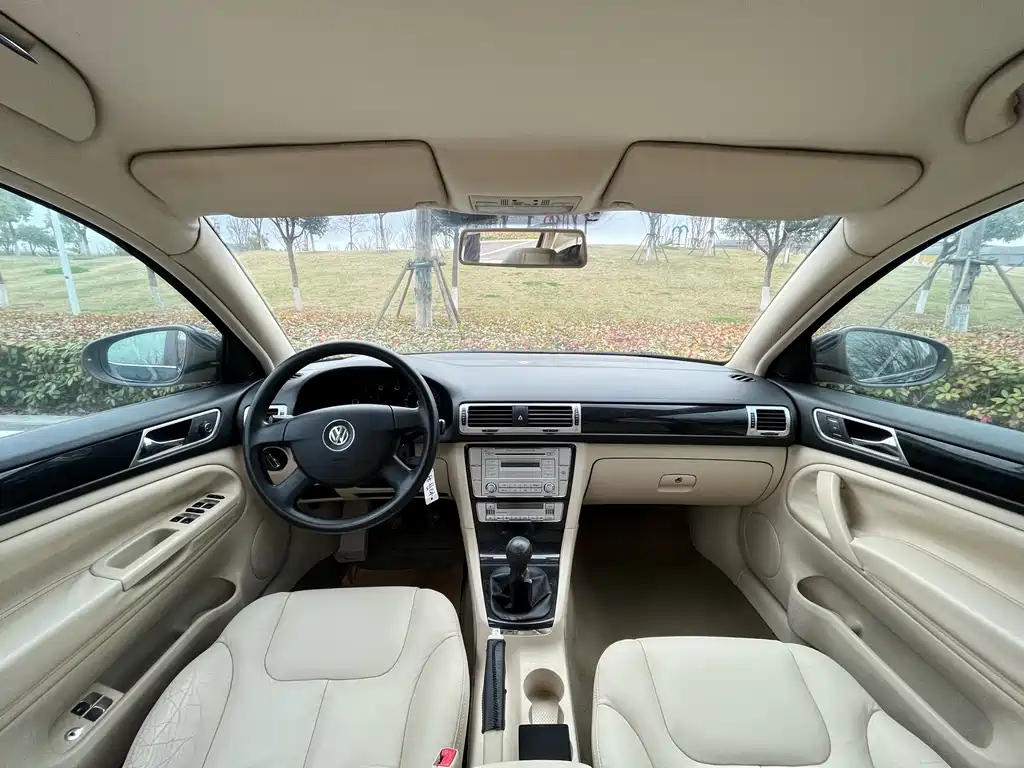 VOLKSWAGEN OTHER 2010