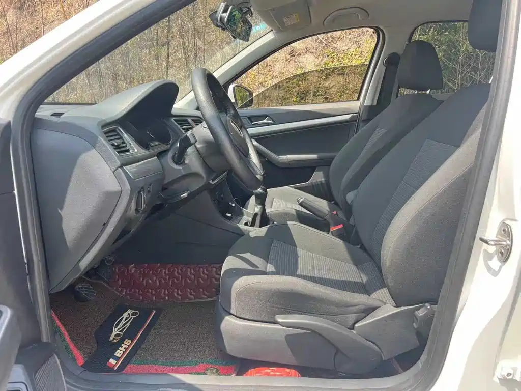 VOLKSWAGEN LAVIDA 2018