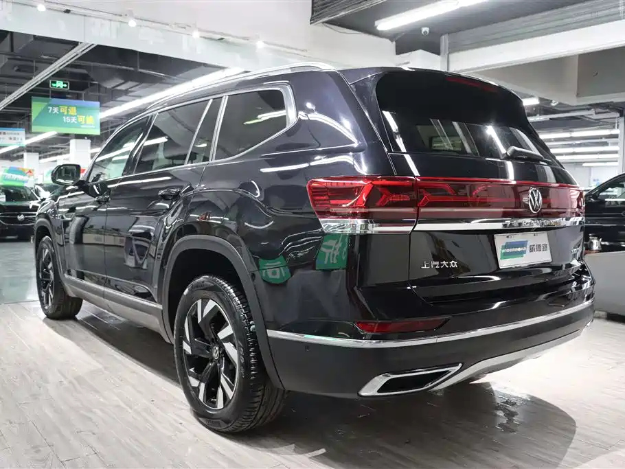 VOLKSWAGEN TOURAN 2021