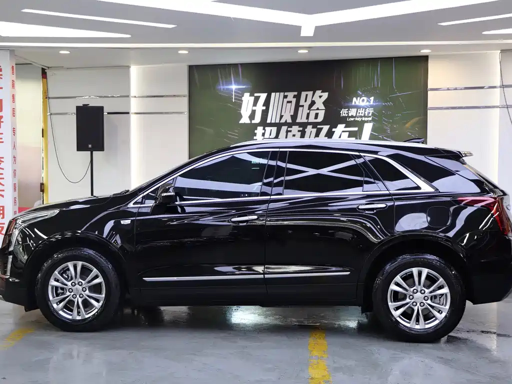 CADILLAC XT5 2022