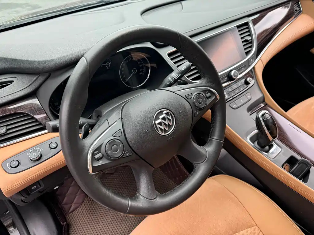 BUICK LACROSSE 2017