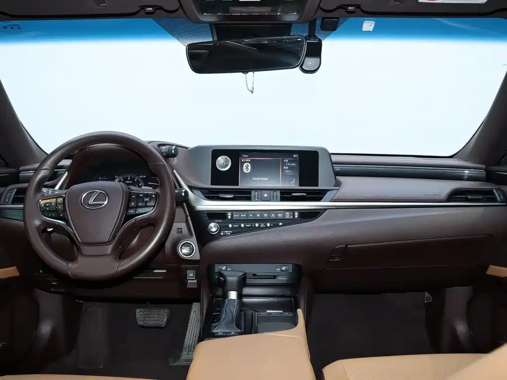 LEXUS ES 2021
