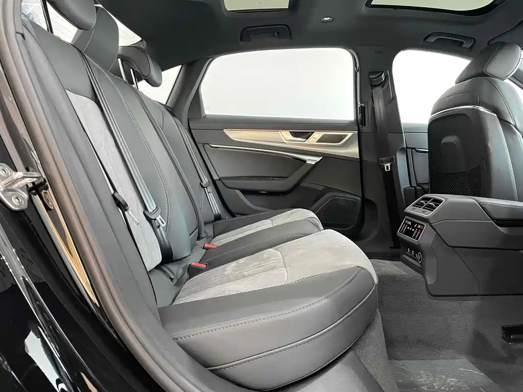AUDI A6L 2024