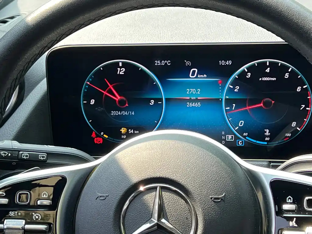 MERCEDES BENZ GLA 2021